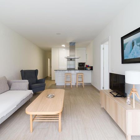 Homeforguest Modern Apartment In Las Canteras With Parking Las Palmas Buitenkant foto