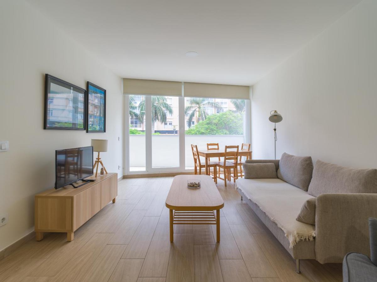 Homeforguest Modern Apartment In Las Canteras With Parking Las Palmas Buitenkant foto