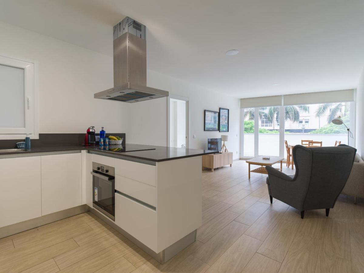 Homeforguest Modern Apartment In Las Canteras With Parking Las Palmas Buitenkant foto