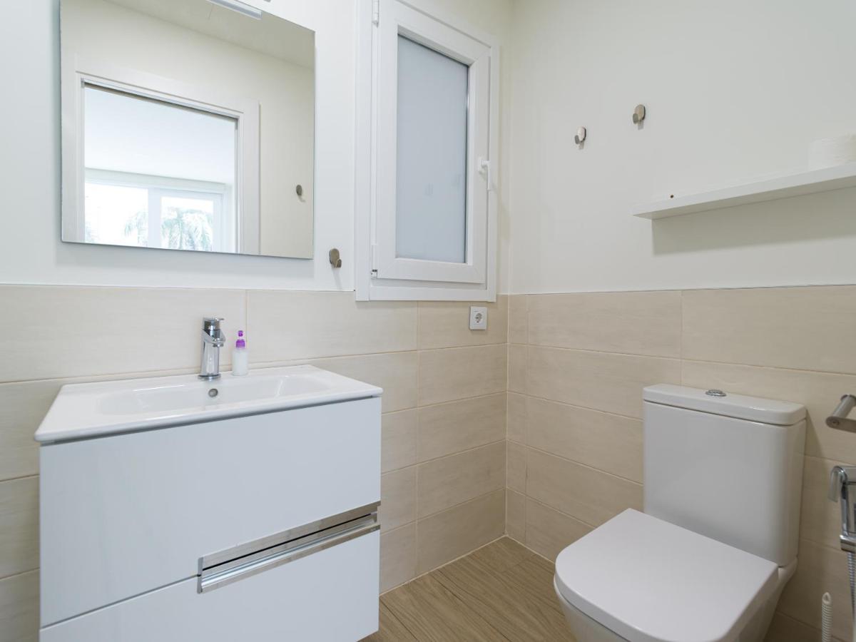 Homeforguest Modern Apartment In Las Canteras With Parking Las Palmas Buitenkant foto