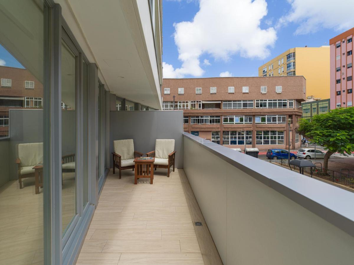 Homeforguest Modern Apartment In Las Canteras With Parking Las Palmas Buitenkant foto