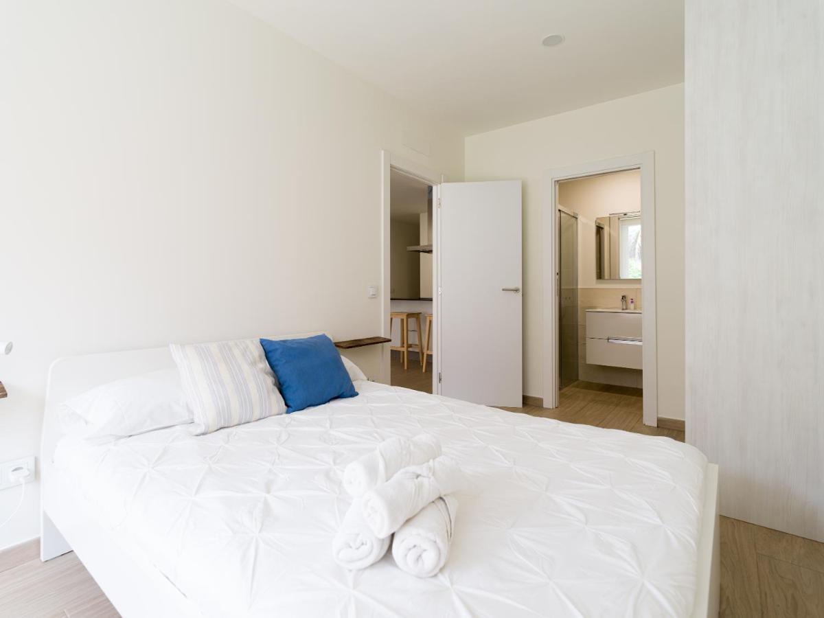 Homeforguest Modern Apartment In Las Canteras With Parking Las Palmas Buitenkant foto